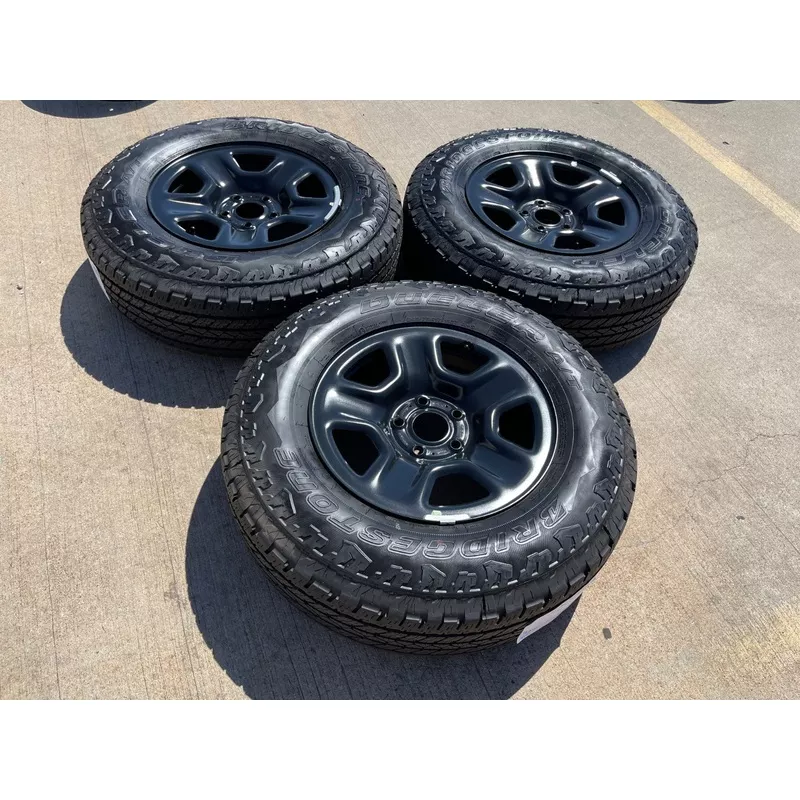 (1) 17″ Jeep Gladiator OEM wheel rim 9220 9240 spare Wrangler 2024 2025 2026 NEW