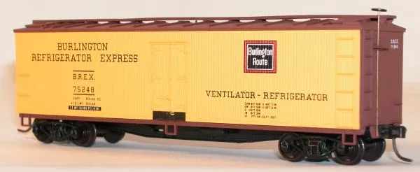 Accurail 3390 HO Scale 40' Wood Reefer Kit  Burlington BREX