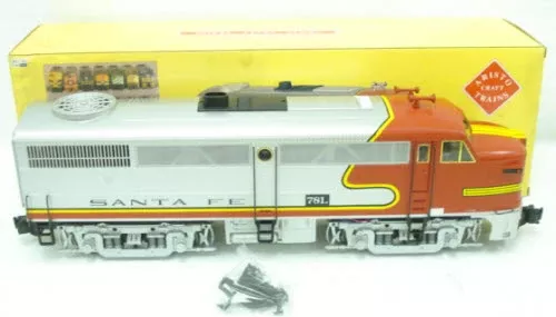 Aristo-Craft 22010C ATSF Alco FA-1 Diesel Loco.