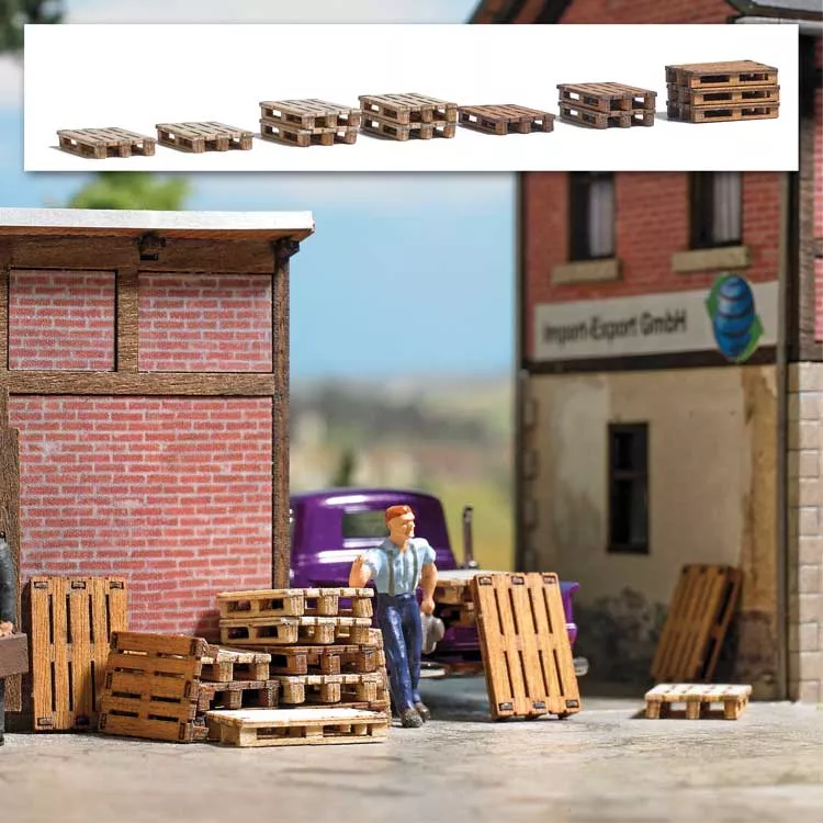 Busch 1810 HO Scale Wood Pallets