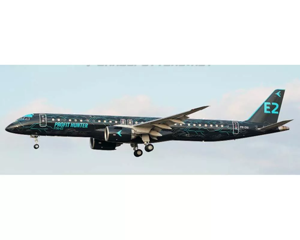 Embraer E195E2 House Colors,"Profit Hunter", w/Stand PR-ZIQ 1:200 Scale JC Wings XX20458