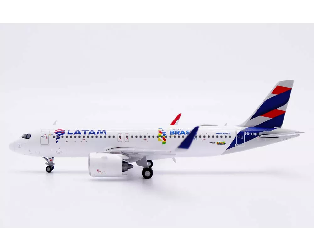 Latam A320neo Brazil Voando PF-XBP 1:400 Scale JC Wings XX40212No reviews yet. Write a review!