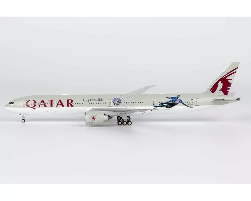 Qatar B777-300ER Paris Saint Germain A7-BEK 1:400 Scale NG73085
