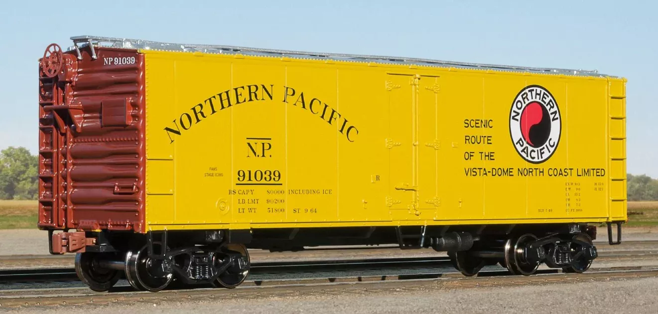 ScaleTrains Kit Classics 1255 40' Steel Reefer Northern Pacific NP 91136