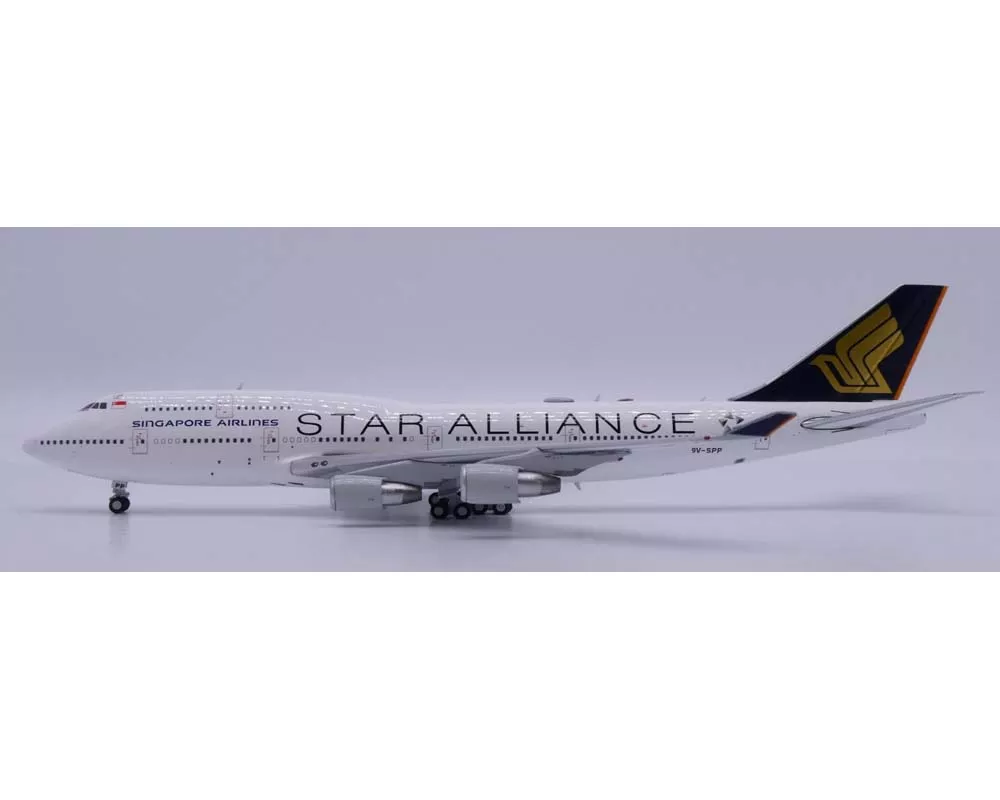 Singapore Airlines B747-400 Star Alliance 9V-SPP 1:400 Scale JC Wings XX40701No reviews yet. Write a review!