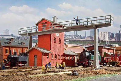 Vollmer 45766 HO Scale Signal Box Om w/Bridge Kit — 17.5 x 24.5 x 13.5cm