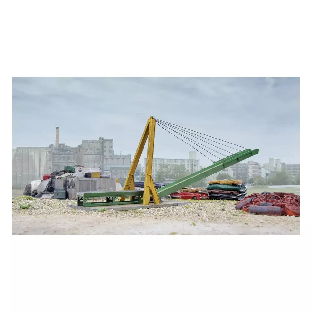 Walthers Cornerstone 933-3645 HO Scrap Yard Conveyor Kit