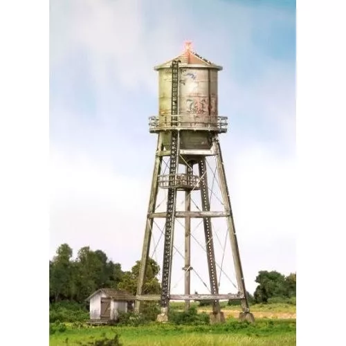WOODLAND SCENICS N Rustic Water Tower (2PCs)